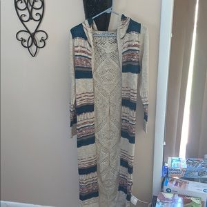 Super long cardigan! Size XL! Has a light hood!
